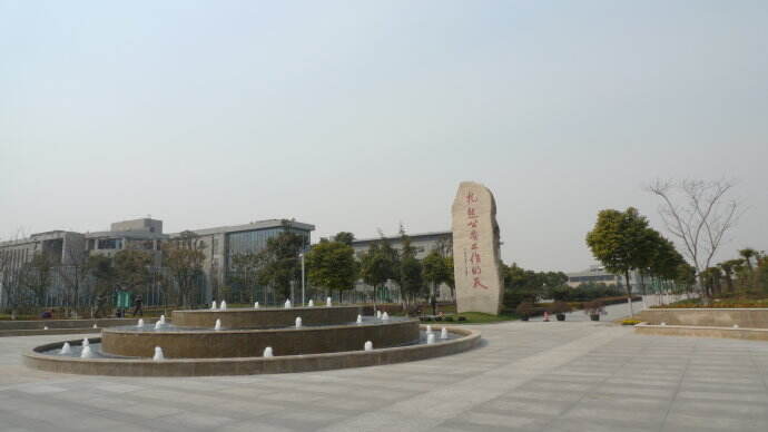 上海公安高等专科学校VMware VSAN应用心得-存储在线-存储专业媒体