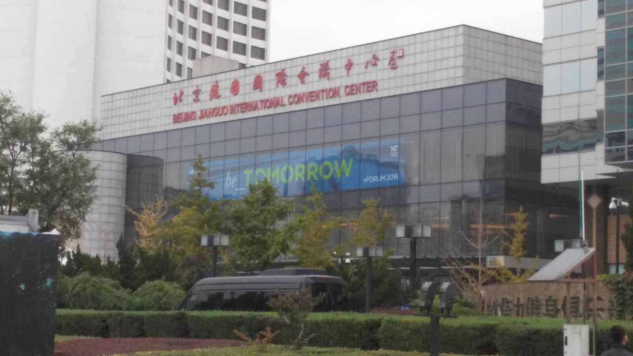 VMware《be _TOMORROW》中文版大片,强势来袭!-存储在线-存储专业媒体
