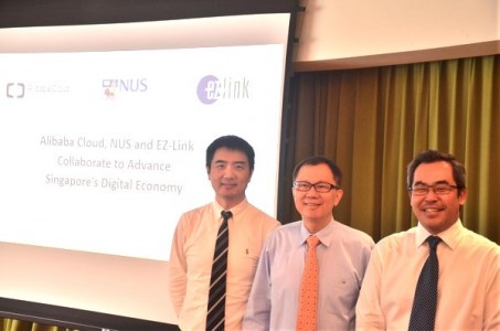图说：从左到右为阿里云副总裁喻思成、新加坡国立大学常务副校长何德华、EZ-Link执行总裁Nicholas Lee_ jpg