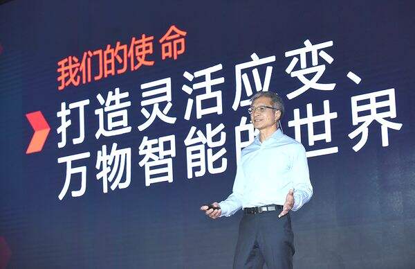 性能超越 GPU 4倍/超CPU 90倍 全球最快的数据中心和AI加速器卡亮相赛灵思开发者大会-存储在线-存储专业媒体