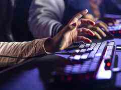 上海:加快电竞、游戏相关网络出版内容产品审批速度-DOIT-数据产业媒体与服务平台