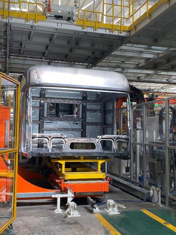 柯马助力福田戴姆勒升级A6重卡制造，实现高效智能焊装-DOIT-数据产业媒体与服务平台