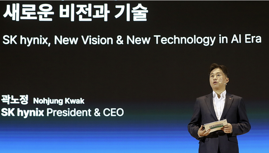 从“供应商”到“创造者”:SK海力士的全栈AI存储战略进化-DOIT-数据产业媒体与服务平台