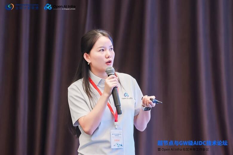 1783480661985932.jpg 20 黄皓月.jpg